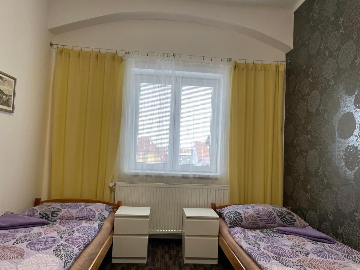 Cetnicka Stanice Hluboka Hluboká nad Vltavou エクステリア 写真